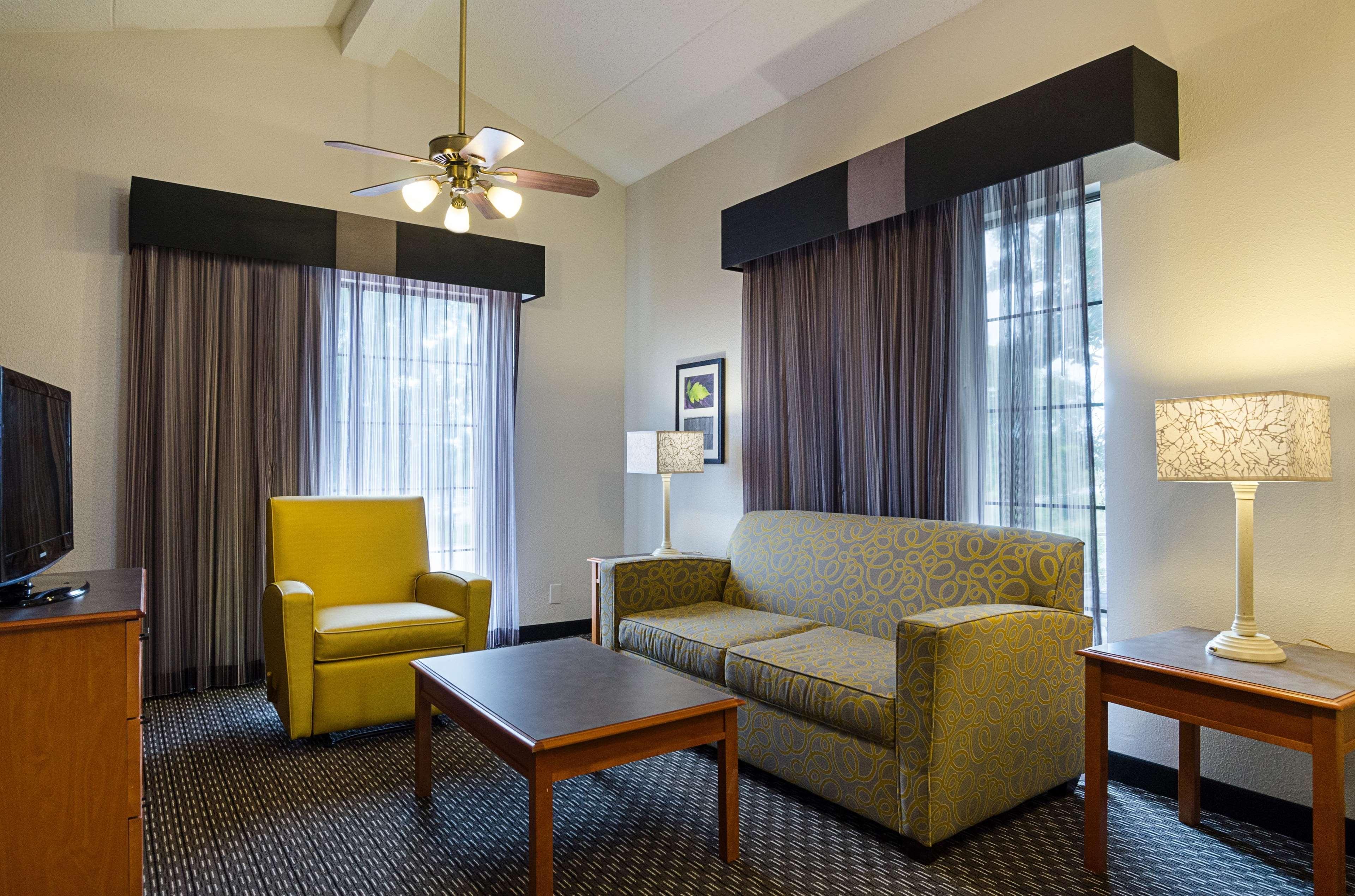Travelodge By Wyndham Houston Cy-Fair מראה חיצוני תמונה