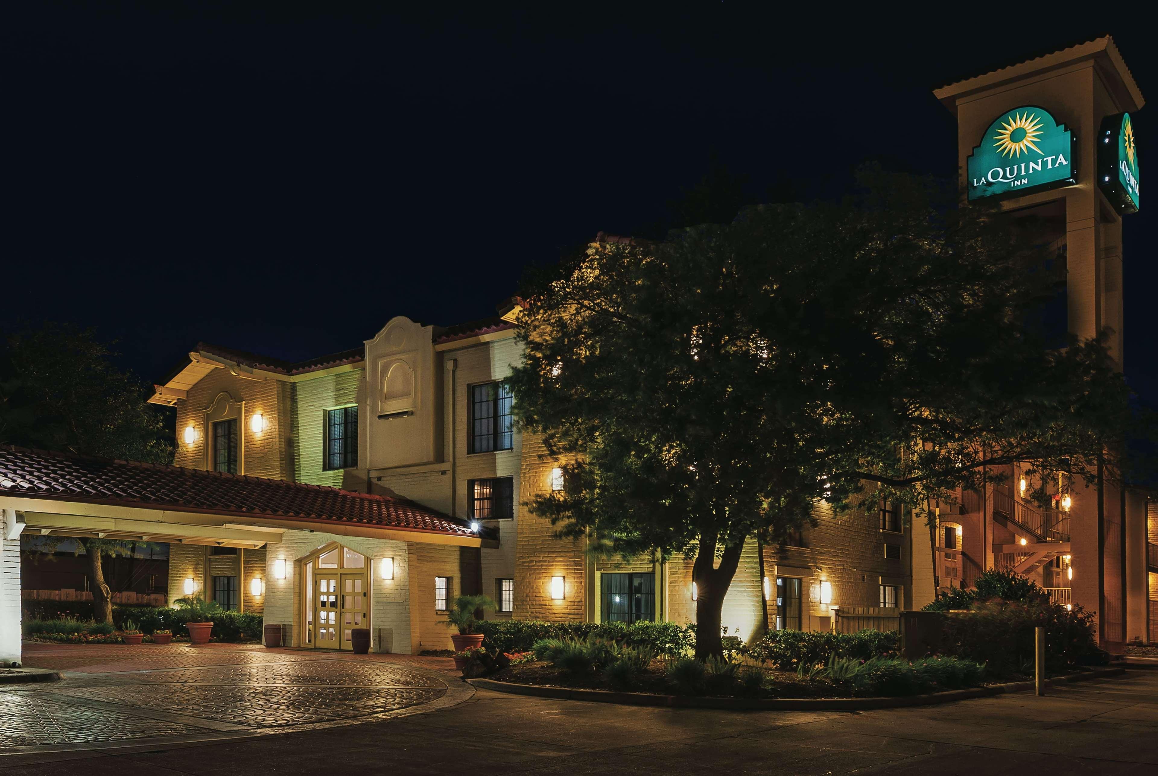 Travelodge By Wyndham Houston Cy-Fair מראה חיצוני תמונה