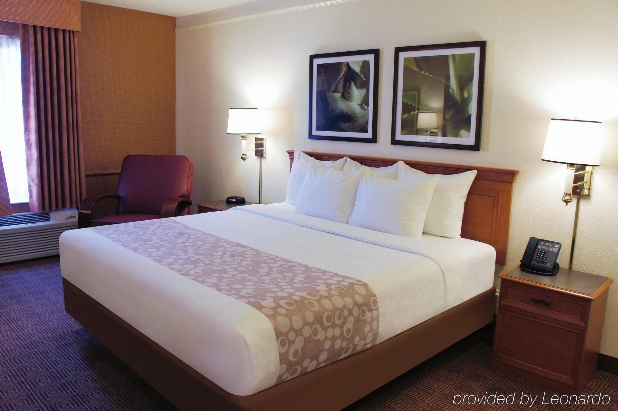 Travelodge By Wyndham Houston Cy-Fair מראה חיצוני תמונה