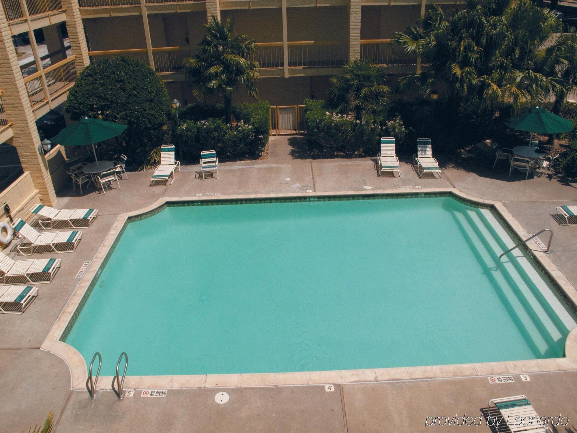Travelodge By Wyndham Houston Cy-Fair מראה חיצוני תמונה